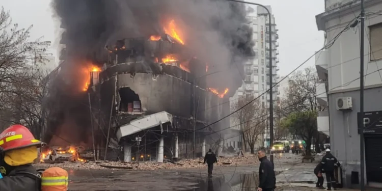 Detectan tanques de nafta tras incendio en depósito clausurado en La Plata