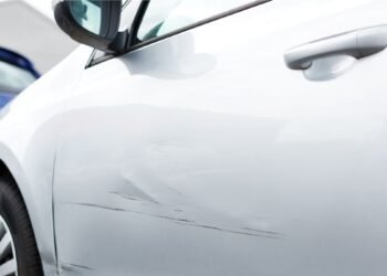 Plataforma automática revoluciona el estacionamiento en ciudades modernas