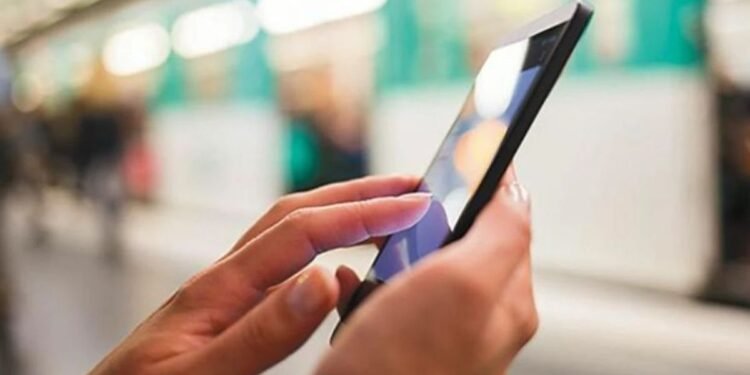 Aumenta tu concentración: estrategias para reducir el uso del celular