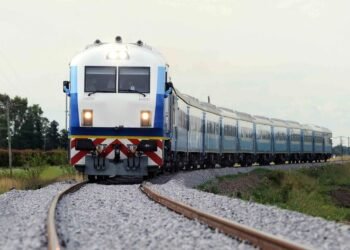 Kicillof impulsa plan para recuperar conexiones ferroviarias en la provincia