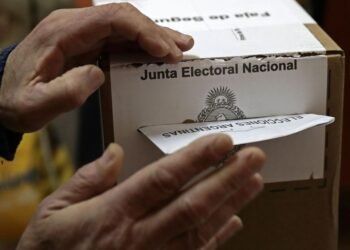 Intendentes del peronismo se reúnen para debatir sobre elecciones en la provincia