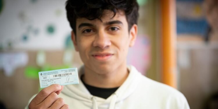 Los jóvenes menores de 16 años no votarán en elecciones provinciales