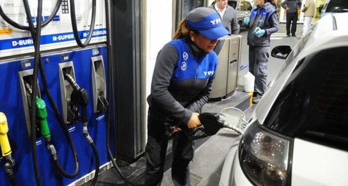 YPF incrementa 2,5% el precio de combustibles y anticipa más ajustes