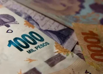 Bancos elevan tasas de plazos fijos, superando el 50% en varias entidades