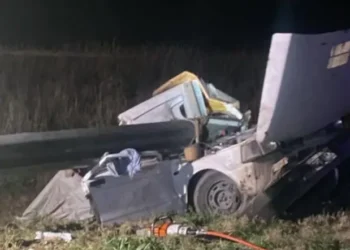 Cuatro muertos, entre ellos tres nenes, tras choque en ruta de Córdoba