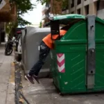 Multas de hasta $900 mil por revuelvo de basura en la Ciudad de Buenos Aires