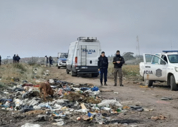 Hallan cuerpo calcinado de hombre en descampado de Mar del Plata