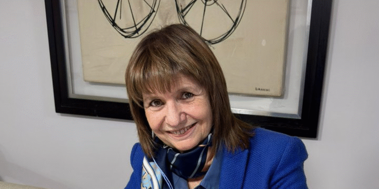 Patricia Bullrich se postula como senadora por La Libertad Avanza en CABA