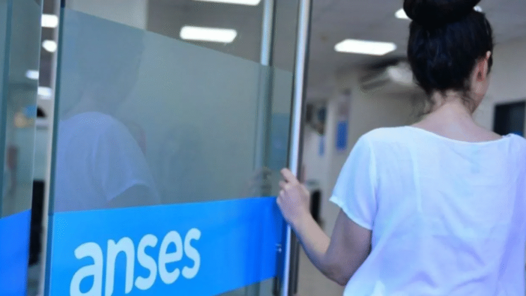 ANSES aconseja actualizar datos para asegurar el cobro de beneficios