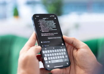 La cortesía en interacciones con inteligencia artificial tiene impacto ambiental