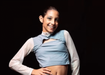 Lara, la nena de 12 años que cursa la universidad y brilla en todo