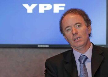 Corte de Nueva York suspende entrega de acciones de YPF a los Eskenazi
