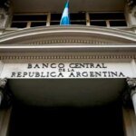 Banco Central refuerza encajes y revive la polémica “Banca Simons”