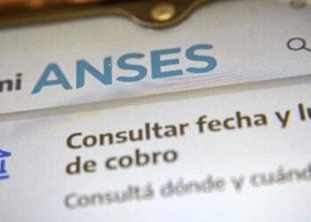 Anses retoma pagos de agosto: ¿Cuándo cobran jubilados y asignaciones?