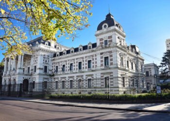 Buenos Aires lidera crecimiento de transferencias nacionales con 13,8%