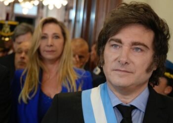 Francos defiende al Gobierno y relaciona denuncias de coimas con elecciones