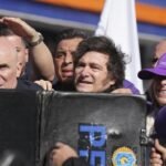 Tensión y seguridad en la caravana electoral de Javier Milei en Lomas de Zamora