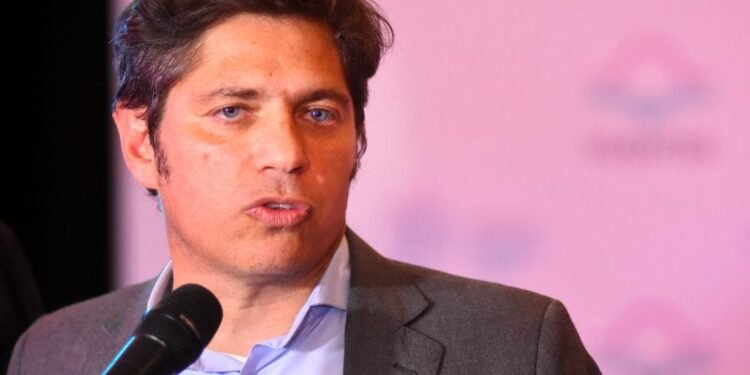 Kicillof denuncia campaña sucia de La Libertad Avanza en Bonaerenses