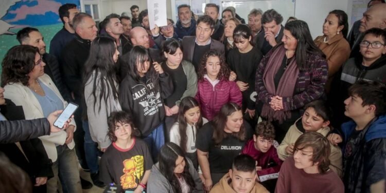 Inauguran en Mar Chiquita la primera escuela secundaria en acuicultura y pesca