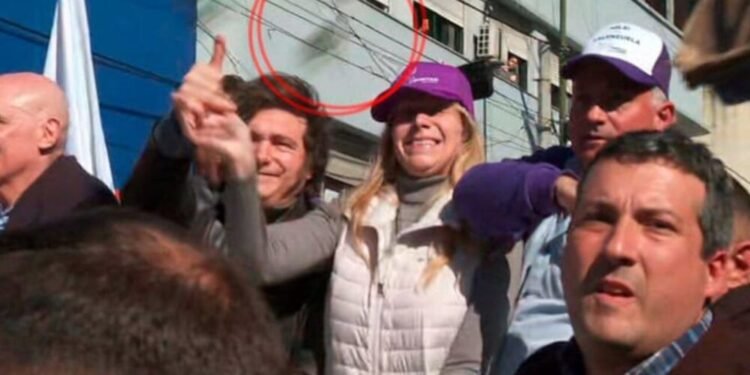 Jefe de campaña de Milei descalifica a atacantes de su caravana presidencial