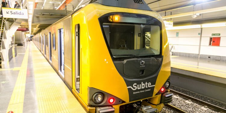 Paro total del subte en apoyo a trabajador fallecido por asbesto