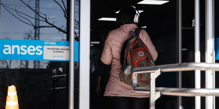 ANSES: ¿Cuándo comienzan los pagos de jubilaciones y asignaciones?