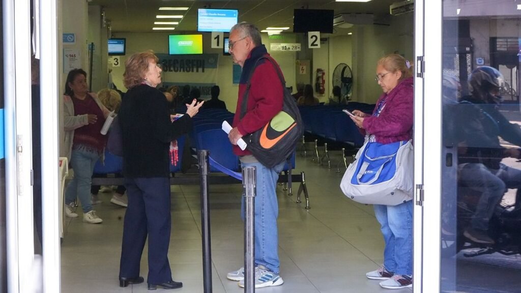 ANSES confirmó el bono para jubilados: ¿quiénes lo recibirán en agosto?