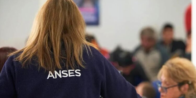 Se confirmó el aumento de jubilaciones y pensiones para septiembre 2025