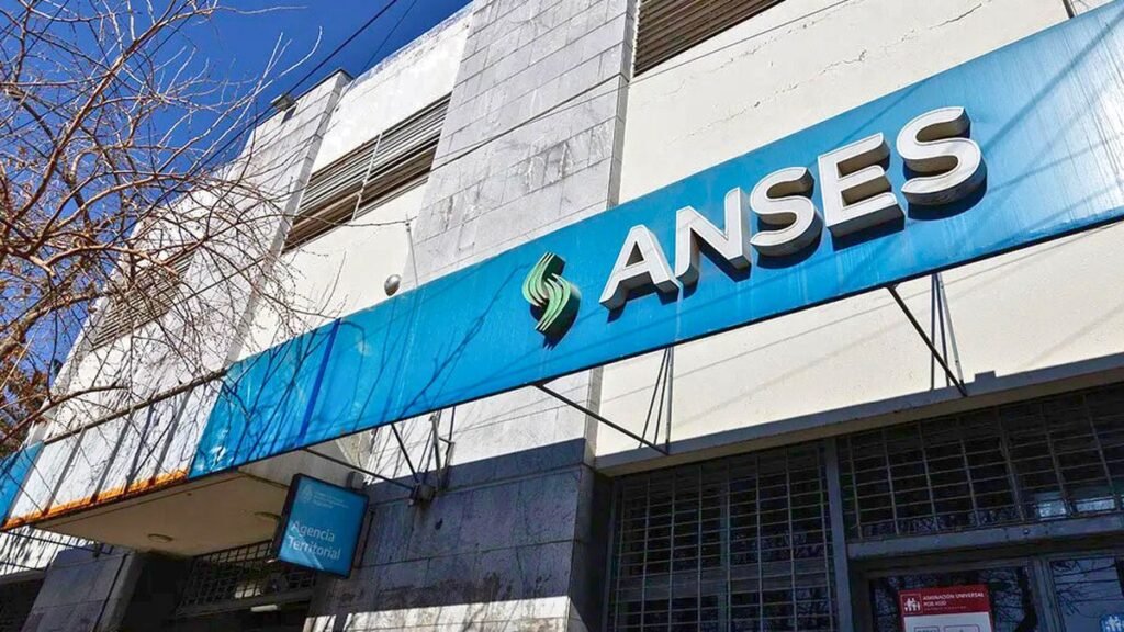 ANSES: ¿Quiénes cobran jubilaciones y AUH este miércoles 13 de agosto?