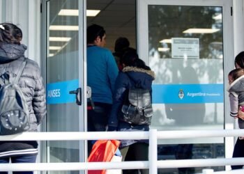 Calendario ANSES: ¿Quiénes cobran jubilaciones y AUH este jueves?