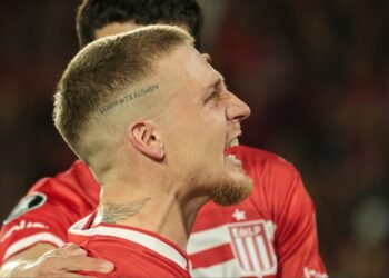 Santiago Ascacibar se destaca en el "Equipo de la semana" de Conmebol