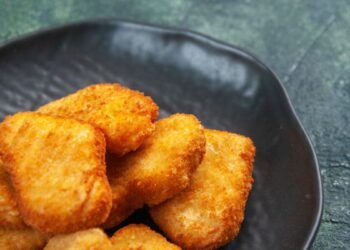 Prepara nuggets de pollo caseros en solo 5 minutos sin freír ni horno