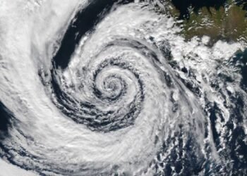 El frío se vuelve a instalar en el país con lluvias y tormentas inminentes