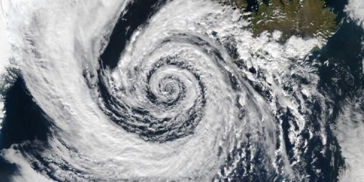 El frío se vuelve a instalar en el país con lluvias y tormentas inminentes