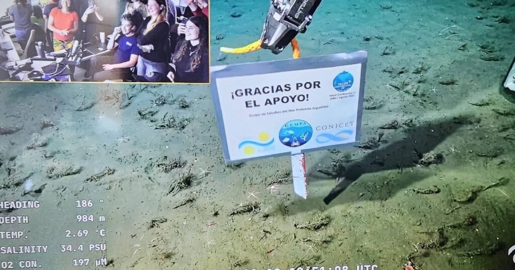 Investigadores del Conicet sorprenden con agradecimiento en transmisión submarina