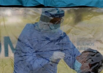 La nueva variante XFG de COVID-19 despierta preocupación en todo el mundo