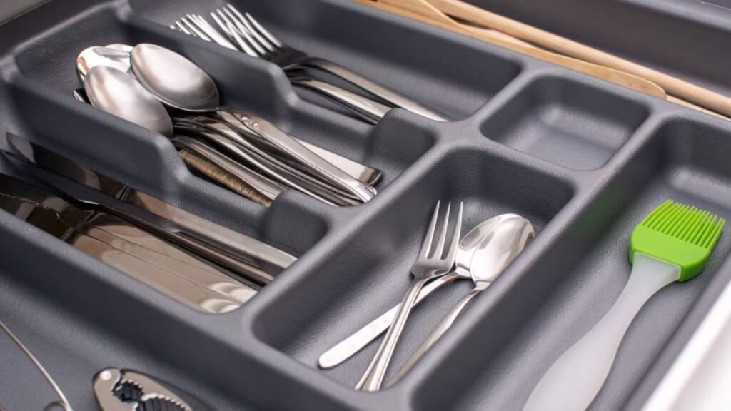Cómo mantener impecables tus utensilios de acero inoxidable en casa