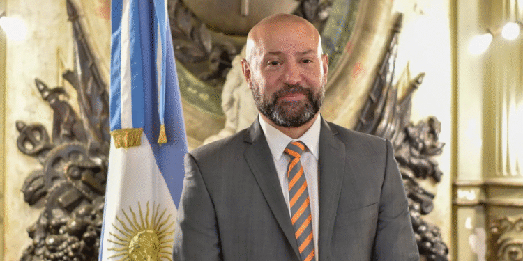 La oposición convoca a Francos y Lugones en el Congreso por crisis sanitaria