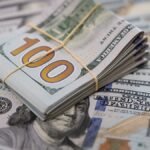 El dólar blue cae $5 y se ofrece a $1.325 en un mercado a la baja