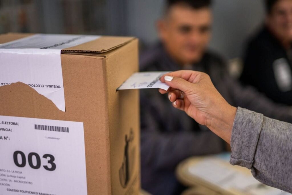 Junta Electoral avanza en la impugnación de candidaturas testimoniales en Buenos Aires