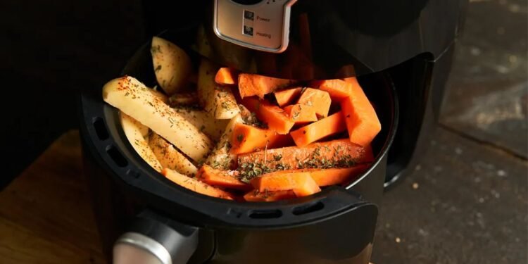 La freidora de aire revoluciona la cocina con recetas más saludables