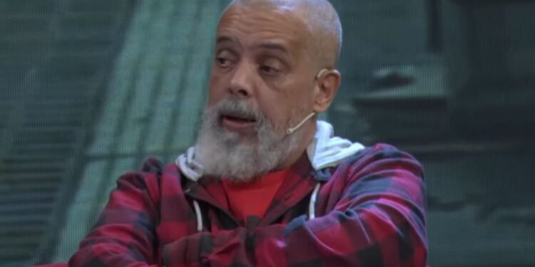 Padre denuncia que su hijo necesita séptima operación tras balazo brutal