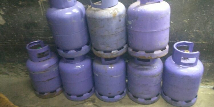 ¿Cómo son las fechas de pago para agosto de 2025 en Argentina?