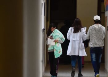 CICOP acepta aumento salarial y mantendrá paritarias abiertas en Buenos Aires