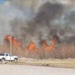 Incendios devastan barrios de Jujuy y complican evacuaciones de vecinos