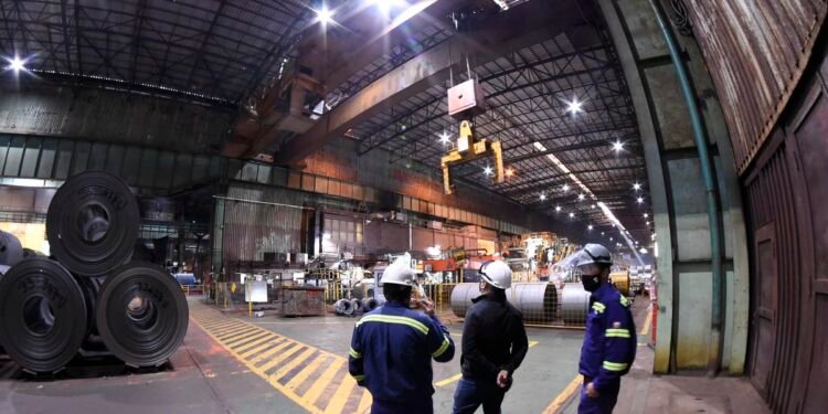 Aumentos salariales de gremios superan a la inflación solo en SMATA