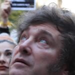 La confianza en el gobierno de Milei cae a su mínimo histórico en agosto
