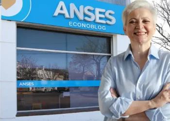 Jubilados recibirán aumento en septiembre, pero el bono se congela