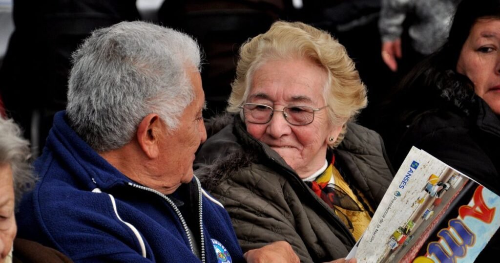 Jubilaciones y pensiones mínimas del IPS aumentarán desde septiembre en la provincia
