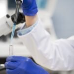 Infectóloga advierte sobre contaminación previa en medicamentos de HLB Pharma